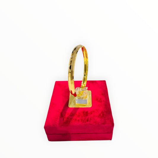 Aurel Gold Gents Kada With 91.6 Purity